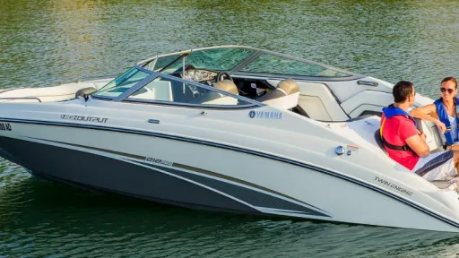 Knot Marine Finance Department